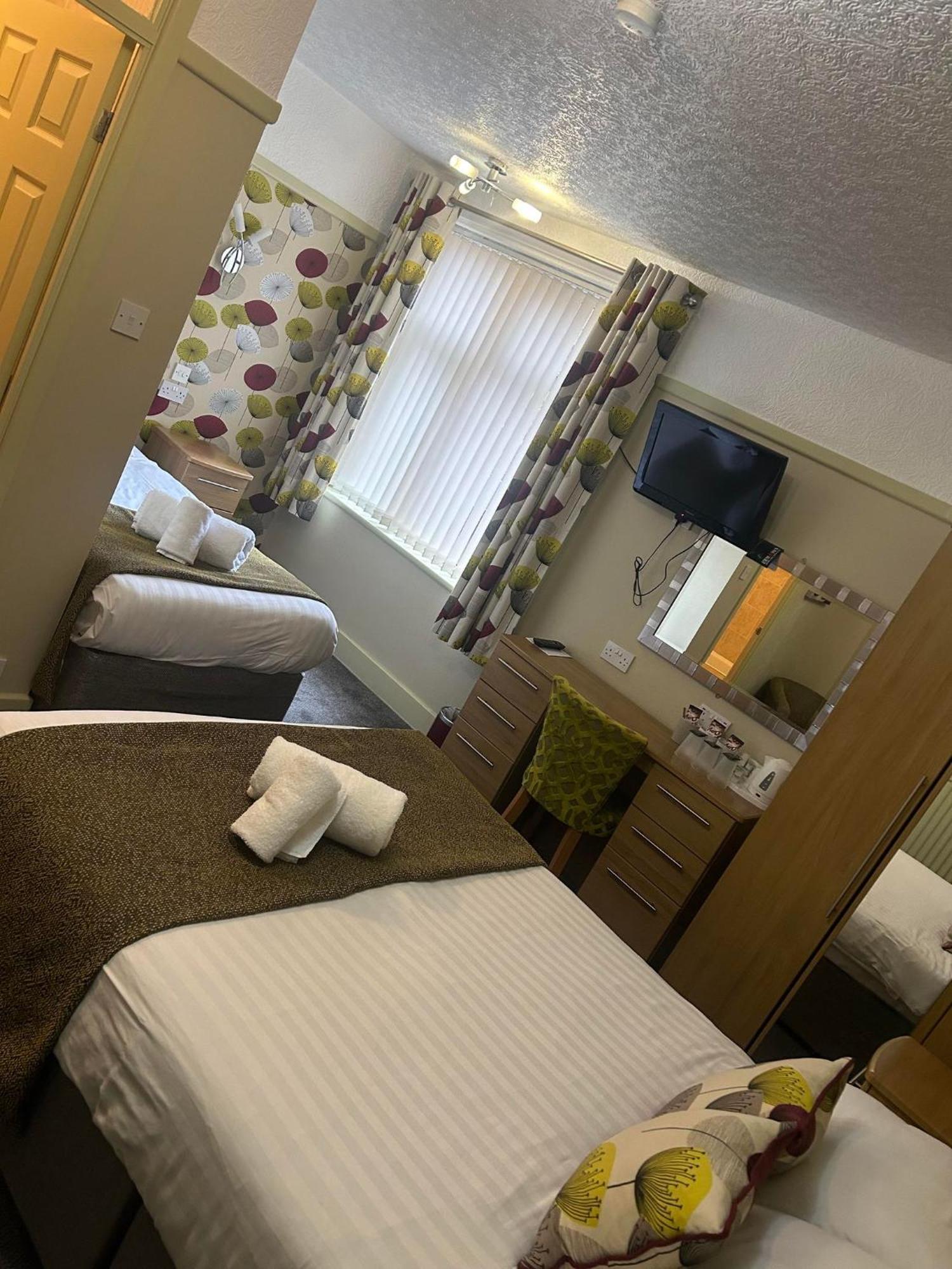 The Savoy Hotel Skegness Bagian luar foto