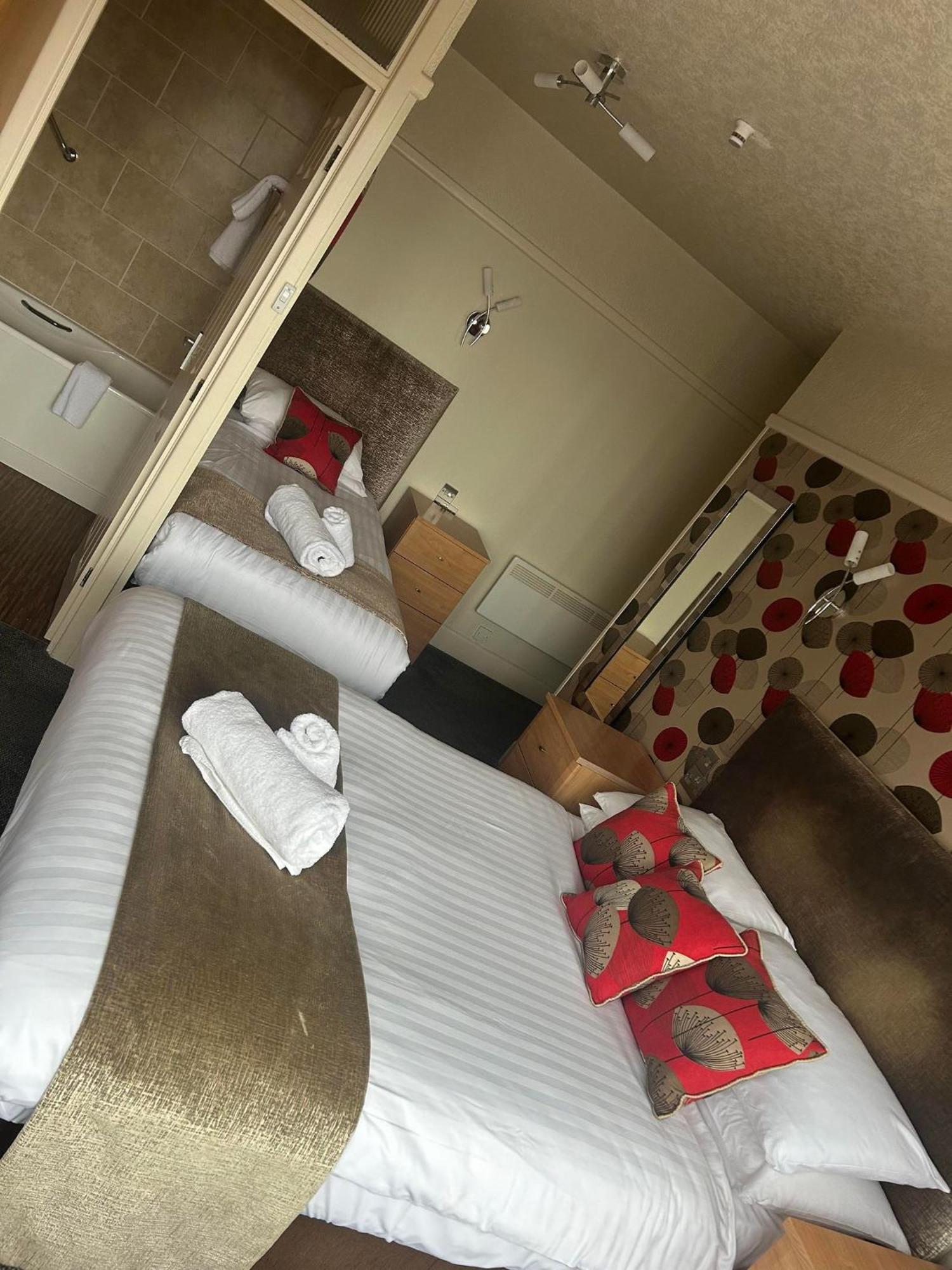 The Savoy Hotel Skegness Bagian luar foto