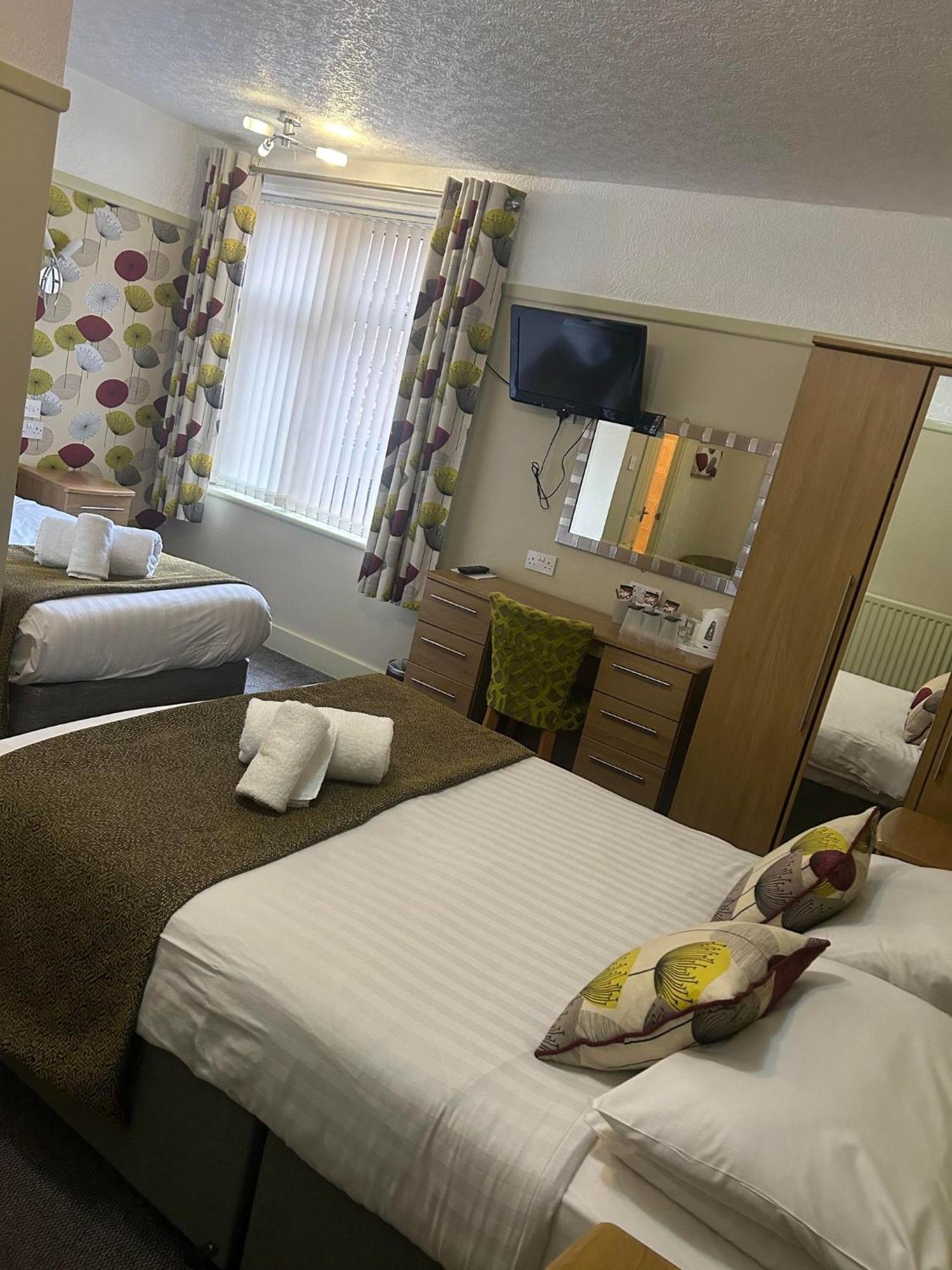 The Savoy Hotel Skegness Bagian luar foto